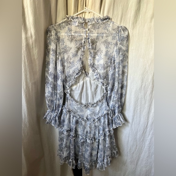 Selfie Leslie Long Sleeve, Deep V Neck, Open Back, Floral Mini Dress - Picture 2 of 4